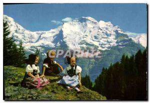 Postcard Modern Berner Oberland Jungfrau mit Trachtenkinder