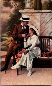 Romantic Victorian Couple Vintage Postcard C001