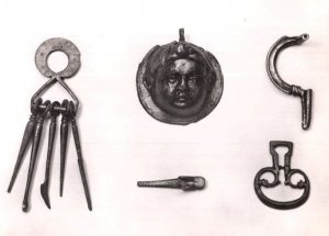 Wroxeter Roman City Toilet Seat Keys Bronze Military Jewellery Postcard