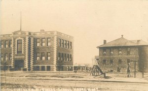 Postcard RPPC Montana Havre Lincoln McKinley School #64 occupation 23+-5326