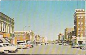 KS Ottawa 5th &amp  Main Street Looking North