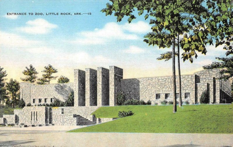 LITTLE ROCK, Arkansas AR    ZOO ENTRANCE    ca1940's Kropp Linen Postcard