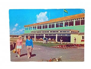 Pontius Holiday Camp Bracklesham Bay Nr Chichester Sussex Vintage Postcard 1963