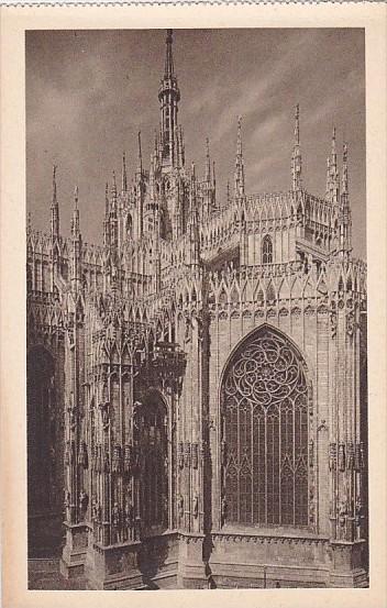 Italy Milano Il Duomo veduto dall'Abside