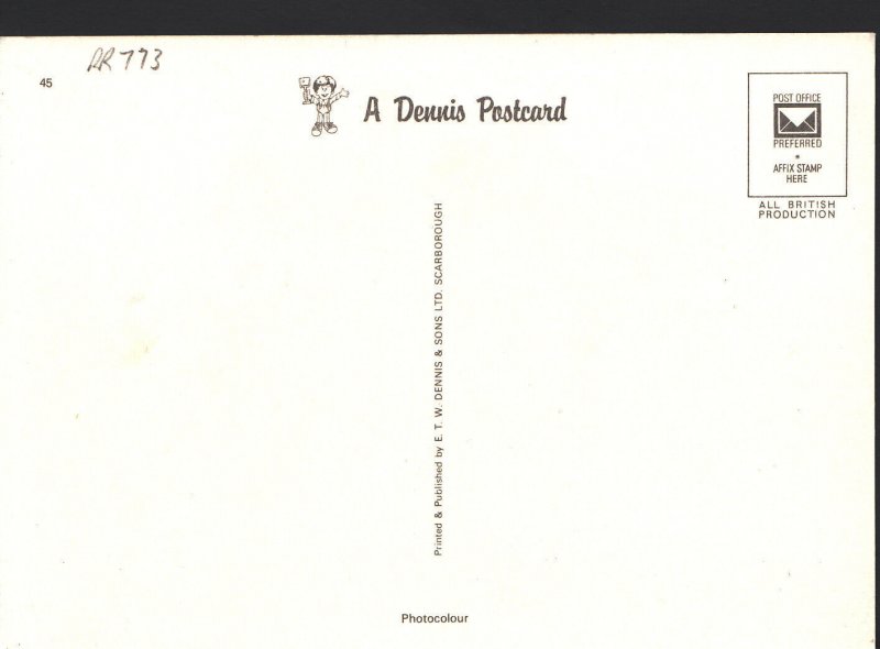 Cheshire Postcard - Little Moreton Hall, Congleton     RR773