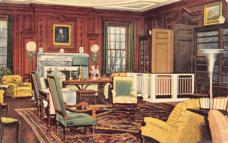 Linen Postcard Home of Franklin D. Roosevelt in Hyde Park, New York City~128292 