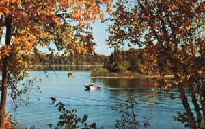 Postcard Fall Brings A Colorful Setting To Beautiful Waterways Minnesota MN