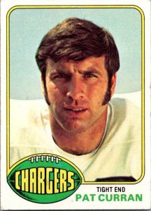 1976 Topps Football Card Pat Curran San Diego Chargers sk4511