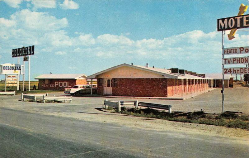 GUYMON, OK Oklahoma COLONIAL INN MOTEL Texas County Roadside Chrome Postcard United States