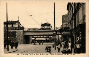 CPA Courbevoie - Rue de Bezons (274760)