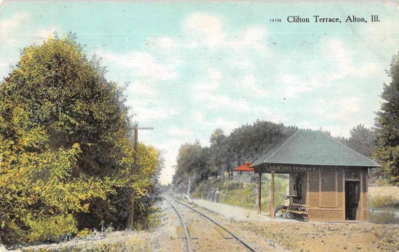 Alton Illinois Clifton Terrace Train Station Vintage Postcard AA4245