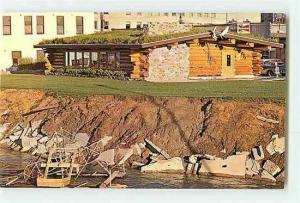 AK, Fairbanks, Alaska, Chamber of Commerce, Log Cabin, Colourpicture P45069