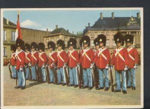 Denmark Postcard - The Royal Guard at Amalienborg Palace, Copenhagen RR6965