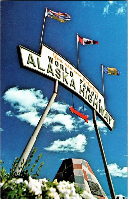 Entrance Alaska Highway, Dawson Creek British Columbia Vintage Postcard M22