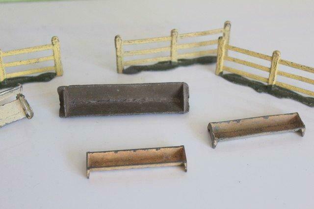 BRITAINS VINTAGE FLORAL GARDEN FARM ETC  LEAD GARDEN SEAT FENCES AND PIG TROUGHS