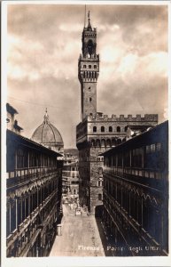 Italy Florence Firenze Portico Degli Uffizi Vintage RPPC C206