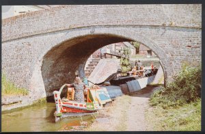 Canal Transport Postcard- Blue Line Carriers Butty Lucy Barge at Braunston BT119