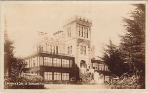 PC NEW ZEALAND, DUNEDIN, LARNACH'S CASTLE, Vintage REAL PHOTO Postcard (B41649)