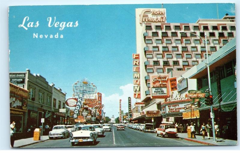 *1960 Fremont Street Las Vegas Nevada Skaggs Hotel Fremont Cars Old Postcard B90