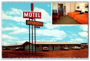 Saskatoon Saskatchewan Canada Postcard Motel Trav A Leer c1960's Vintage