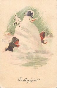 Holidays & celebrations seasonal greeting Hungary Christmas snowman children
