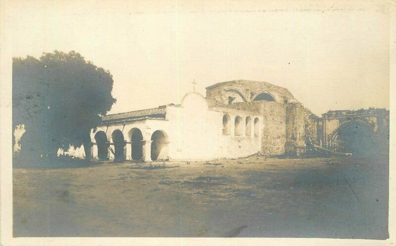 California San Juan Capistrano Mission C-1910 RPPC Photo Postcard 22-4620