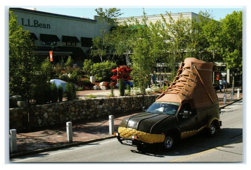 Postcard The Bootmobile - LL Bean, Freeport, Maine ME boot K2