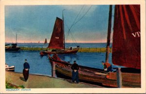 Netherlands Traditional Clothing Volendam Holland Vintage Postcard 09.97