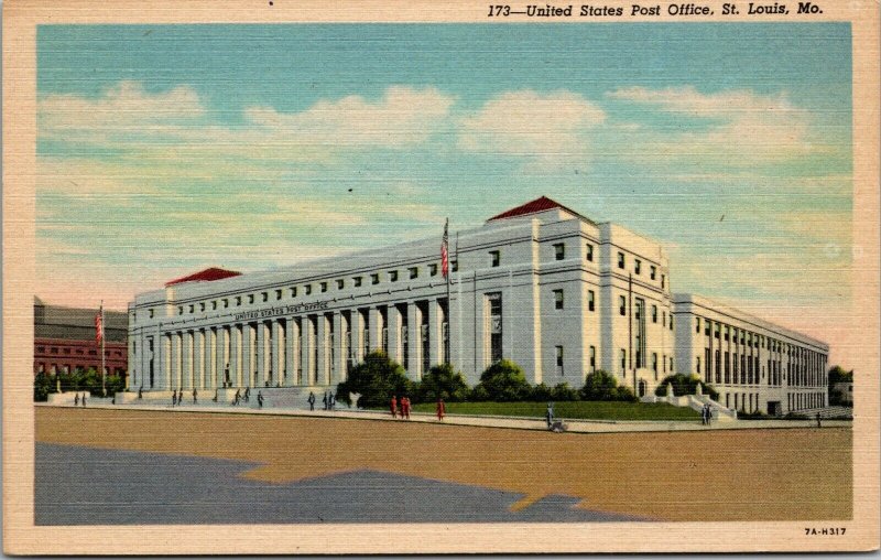 U.S. Post Office, St. Louis, Missouri  Vintage Postcard LINEN UNPOSTED