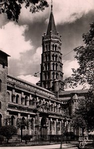 Clocher de la Basilique St Sernin,Toulouse,France BIN