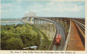 America Postcard - The Huey P. Long Bridge - New Orleans - La   A5600