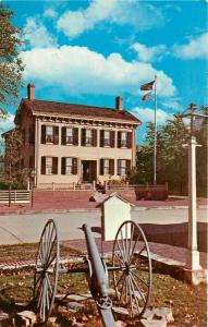 Abraham Lincolns Home Springfield Illinois IL cannon Postcard