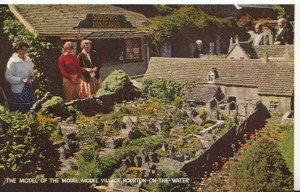 Gloucestershire Postcard - The Model Village - Bourton-on-the-Water - Ref TZ1002