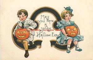 Halloween, Leubrie & Elkus No 2231-5, HB Griggs, Boy & Girl Holding JOLs 