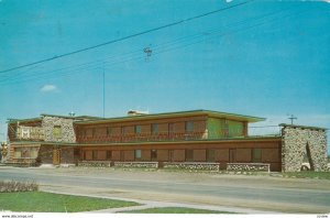 VICTORIAVILLE , Canada , 1969 ; Hotel Huron