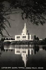 1930s IDAHO FALLS IDAHO LATTER-DAY SAINTS TEMPLE SNAKE RIVER POSTCARD P619