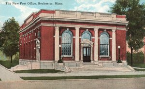 Vintage Postcard 1930's View of The New Post Office Rochester Minnesota MN