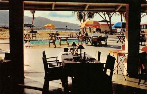 Maui Palms on the shore at Kahului, Hawaii Swimming Pool 1958 Vintage Postcard