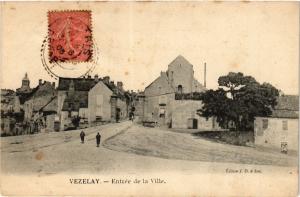 CPA VEZELAY - Entée de la Ville (358730)