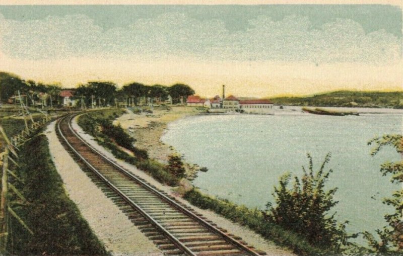 Water Works Salmon Pool Bangor, Maine Railroad Tracks Postcard 10c1-470