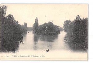 Paris France Postcard 1907-1915 Le Lac du Bois de Boulogne Canoes on Lake