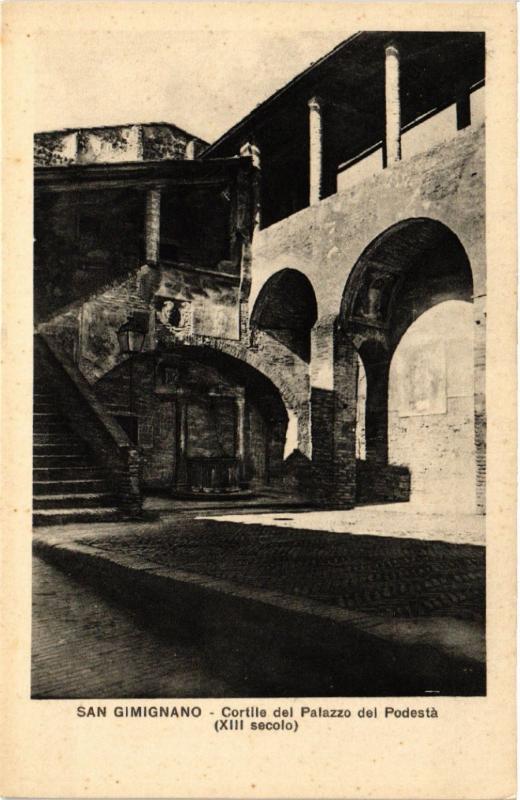 CPA San Gimignano Cortile del Palazzo del Podestá . ITALY (447548)