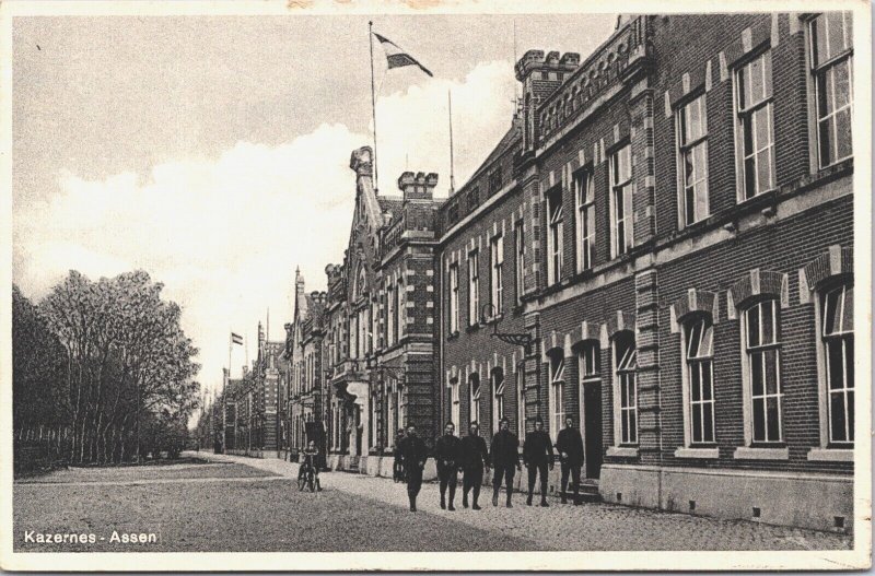 Netherlands Kazernes Assen Vintage Postcard 09.31