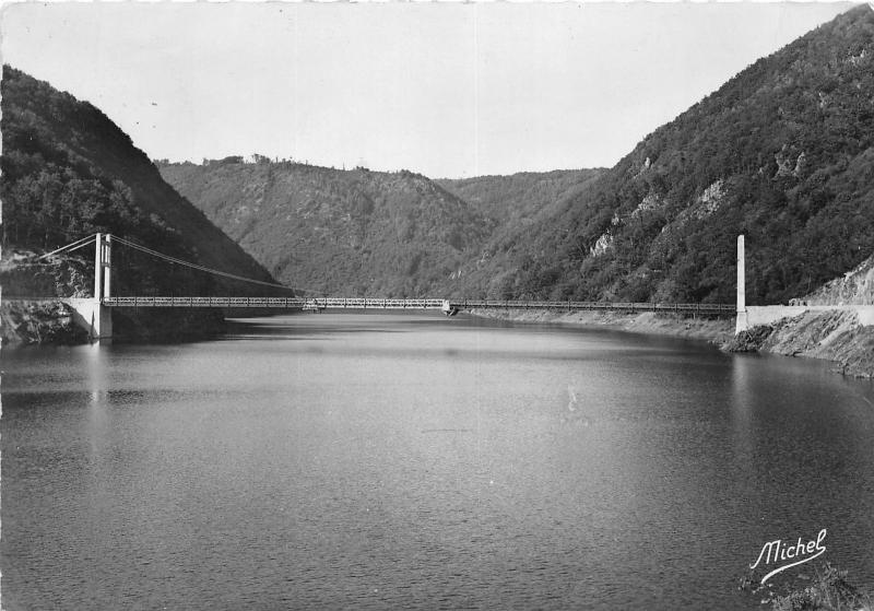 BF30093 gorges de la dordogne par michel barrage france