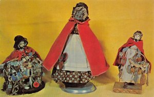 Three Pedlar Dolls, Mary Merritt's Doll Museum Douglassville, Pennsylvania, U...