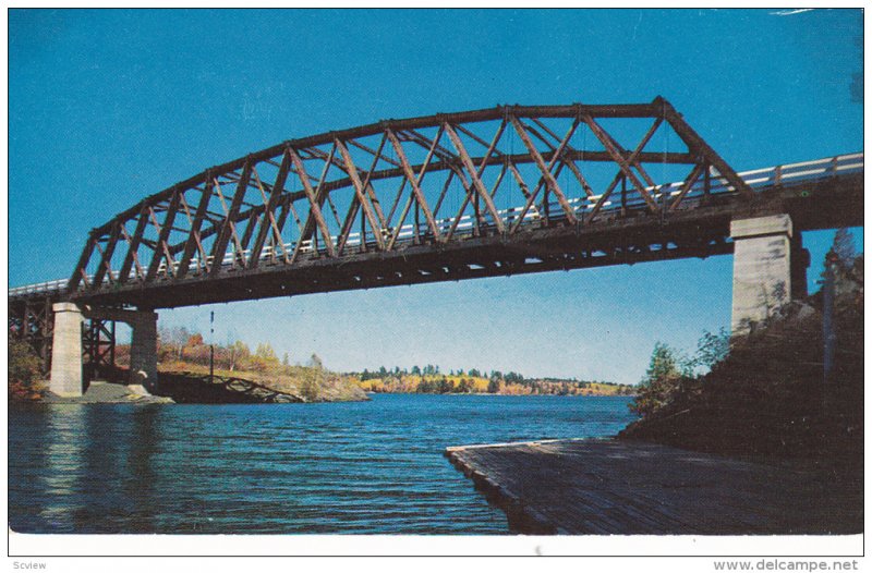 Sioux Narrows Bridge, Longest Single-Span Wooden Bridge in World, Sioux Narro...