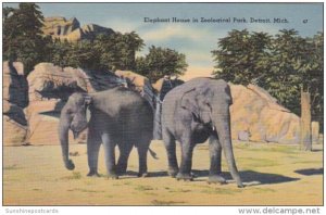 Michigan Detroit Elephant House In Zoological Park