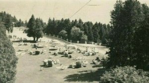 Postcard RPPC View of Pool at Grand Hotel in Macinac Island, MI.      T9