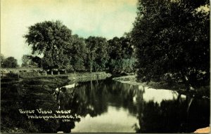 River View near Independence Iowa Postcard CU Williams DB