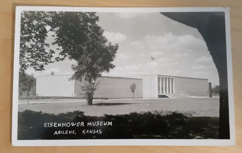 Eisenhower Museum Abilene Kansas (35-276)